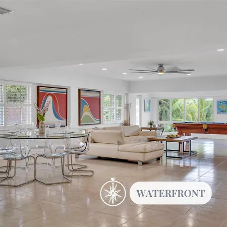 Suite By Beach Waterfront Lago Key One